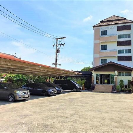 Taevaraj Place Аюттхая Экстерьер фото